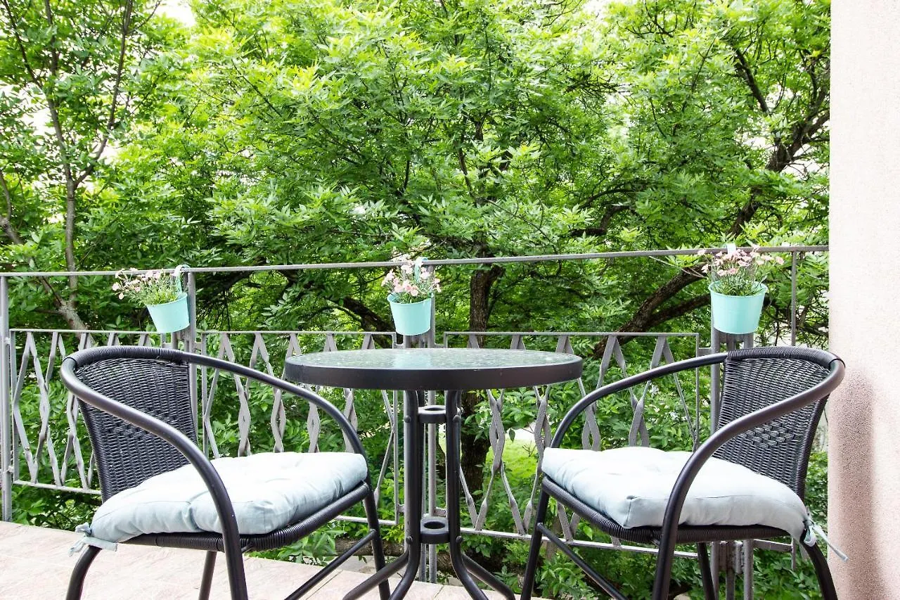 Gagarina 12 - Piekny Apartament Przy Lazienkach Krolewskich - Duze Lozko 160X200Cm - Bardzo Duzy Balkon - Wifi - Telewizja Kablowa - Bezplatna Strefa Parkowania - Better Rental 바르샤바 0*,  폴란드