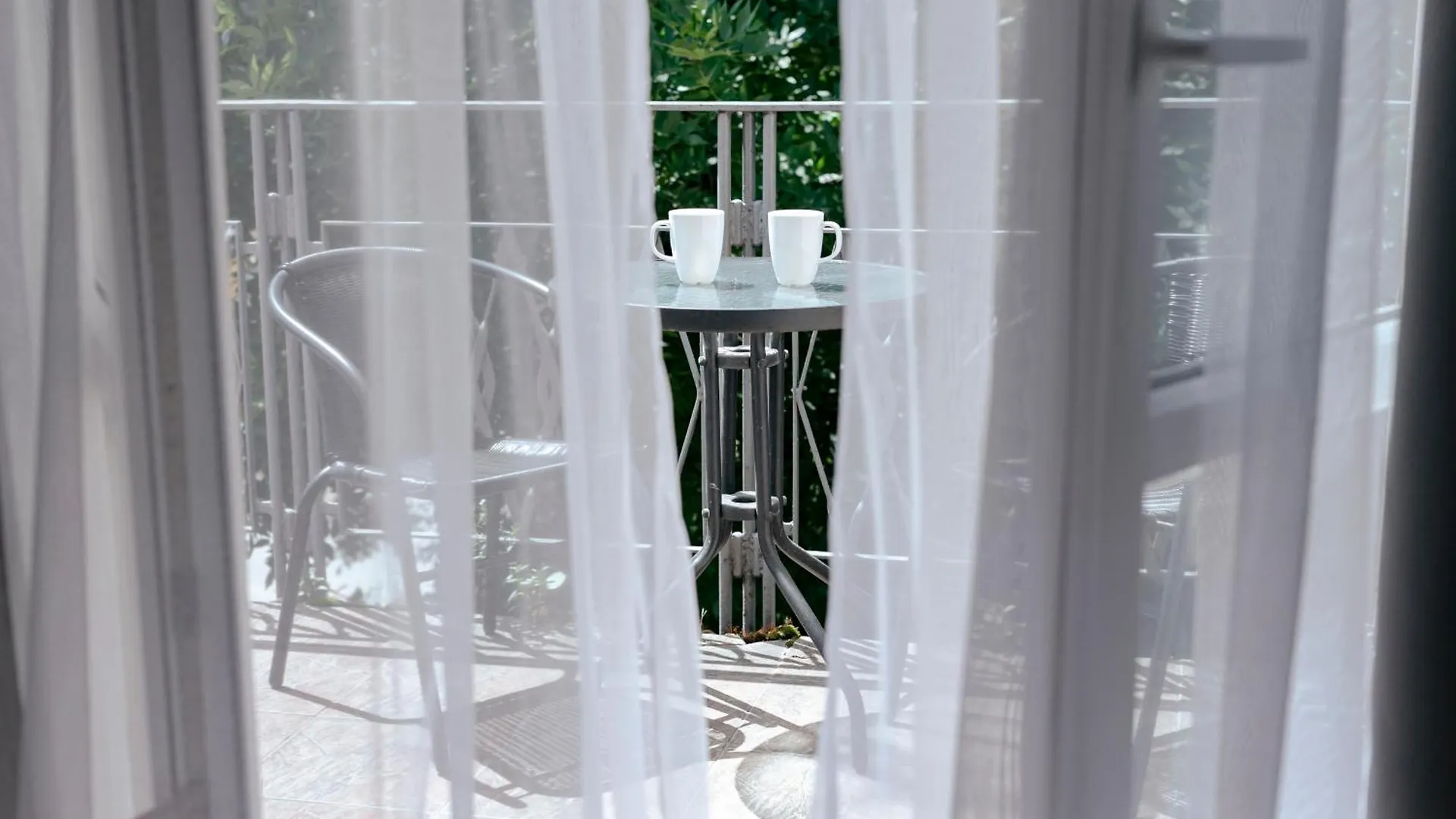 Gagarina 12 - Piekny Apartament Przy Lazienkach Krolewskich - Duze Lozko 160X200Cm - Bardzo Duzy Balkon - Wifi - Telewizja Kablowa - Bezplatna Strefa Parkowania - Better Rental 바르샤바 0*,